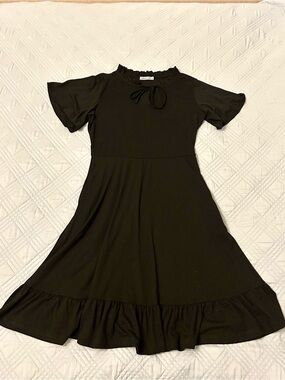 MSBASIC Women’s Black Tie-Neck Dress, Size Medium